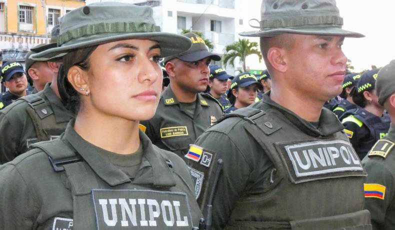 La Policía Nacional reafirma compromiso con la seguridad en el Festival Folclórico Colombiano