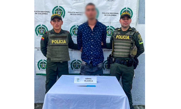 Tres hombres capturados por violencia intrafamiliar 