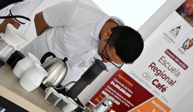 Más de 1.300 personas se inscribieron a la Escuela Regional del Café