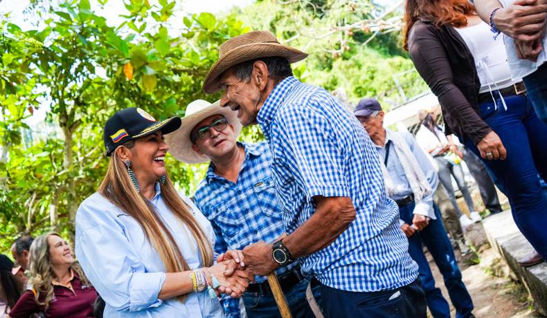 Más de $4.000 millones serán invertidos en plantas de maíz que impulsarán sector agropecuario en el Tolima