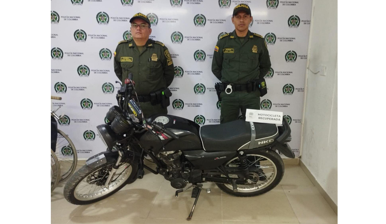 Dos menores aprehendidos por el hurto de una motocicleta en Ibagué