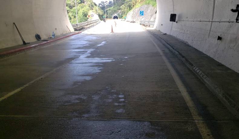Invías finalizó la limpieza y despejó segundo carril en el km 29 del corredor Calarcá – Cajamarca