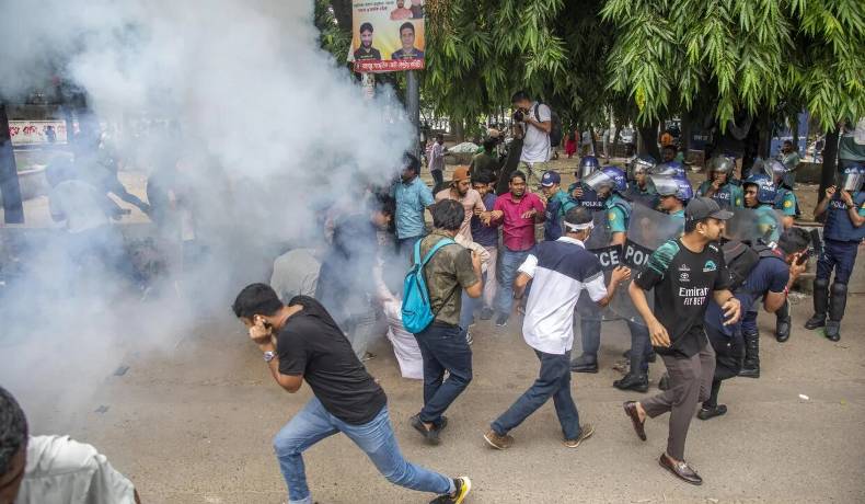 Las protestas estudiantiles en Bangladés viven su jornada más letal con 19 muertos