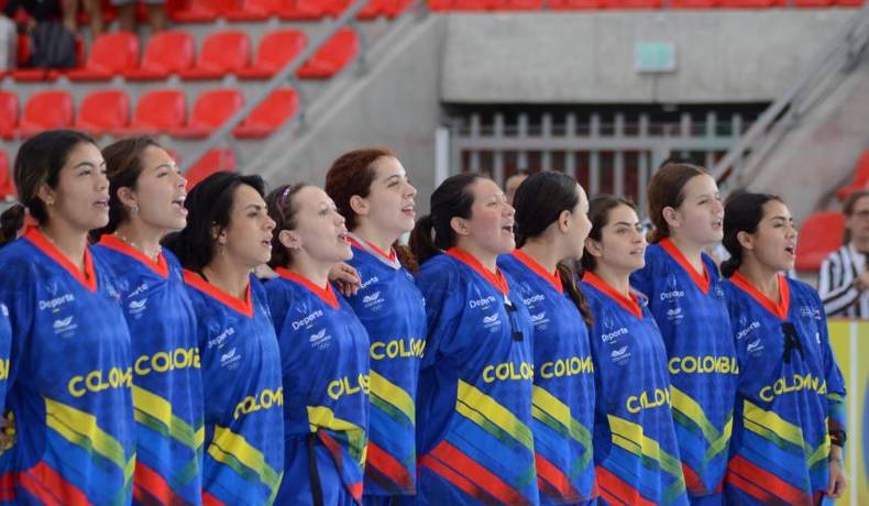 Selección Colombia Femenina de Hockey en Línea llegó a la final