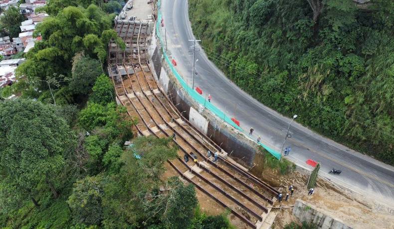  Invías obtuvo licencia ambiental para continuar obras de la doble calzada Armenia Calarcá, en el Quindío 
