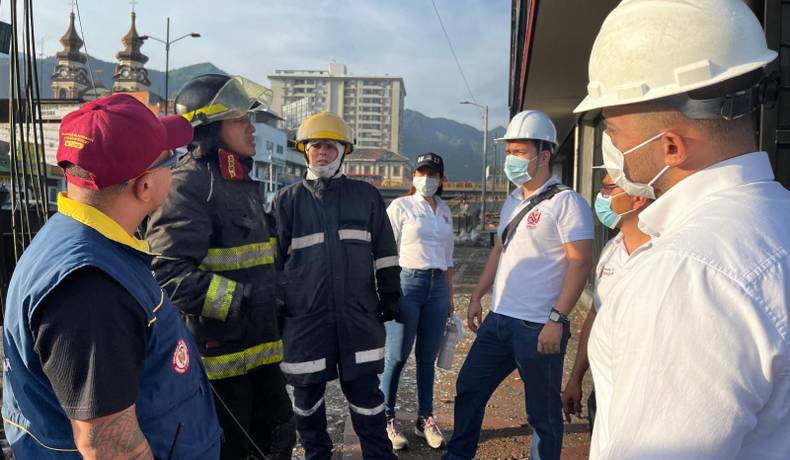 Gobernación y Alcaldía instalaron PMU para tomar acciones ante el incendio generado en Ibagué