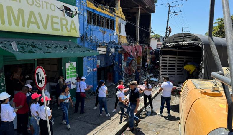 Gobernación del Tolima brinda apoyo integral a afectados por el incendio en Ibagué