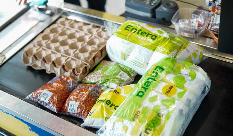 Más de 1.500 madres gestantes y lactantes del Tolima recibieron kits nutricionales