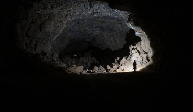 Primeras evidencia de ocupación humana en un tubo de lava en Arabia Saudita