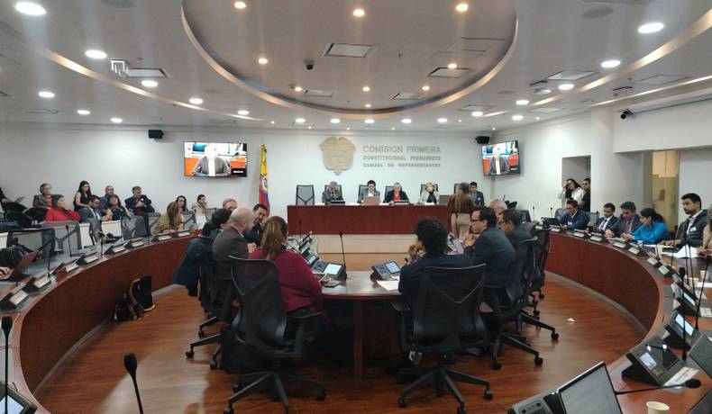 Buscan regular la inteligencia artificial en Colombia 