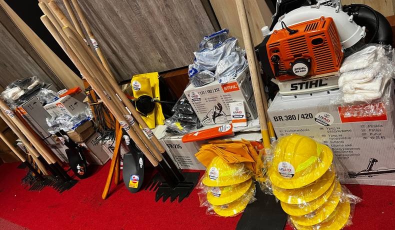 Gobernación del Tolima entrega nuevos kits a bomberos del Departamento
