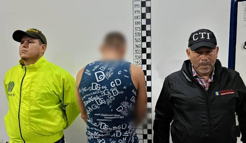 Capturadas tres personas requeridas por homicidio y porte ilegal de armas