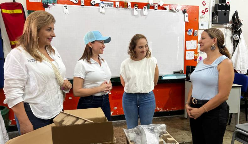 Gobernación entregó de Estación Meteorológica en la Institución Educativa Técnica Ambiental Combeima