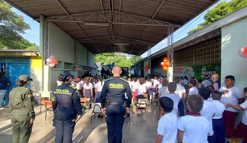 Más de 700 estudiantes junto a sus familias fueron beneficiados con la implementación del programa Five