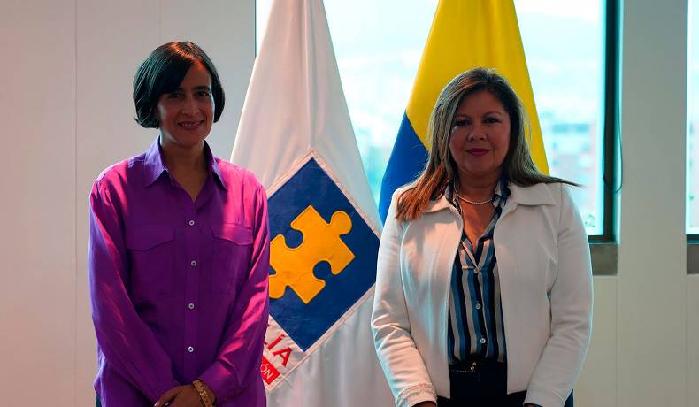 Min Ambiente anuncia acuerdo con la Fiscalía para frenar a mafias que deforestan la Amazonía