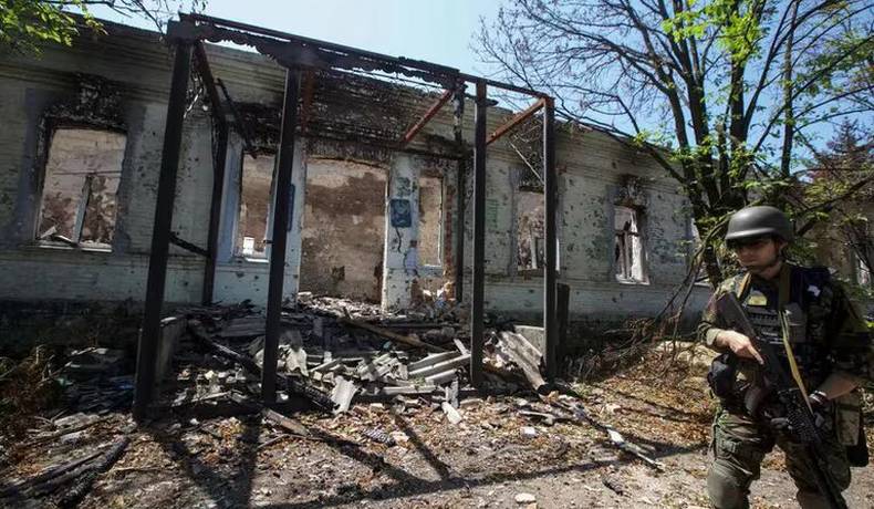 Rusia avanza en el este de Ucrania, Kiev pide a Europa que mantenga ayuda militar