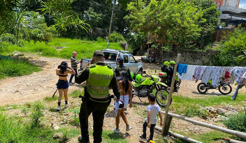 Patrulla púrpura de la Policía, se apersona del caso de las dos mujeres agredidas en Ecoparaiso