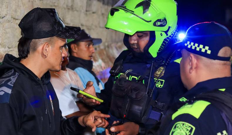 12 capturas, incautación de 2 armas traumáticas y más de 252 armas cortopunzantes, cifras del fin de semana en Ibagué