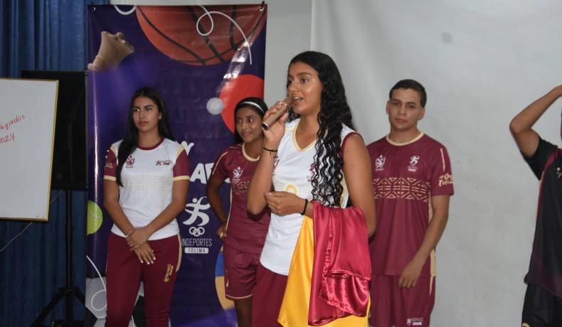 Gobernación hizo entrega de indumentaria a deportistas que irán a fase regional de Juegos Intercolegiados