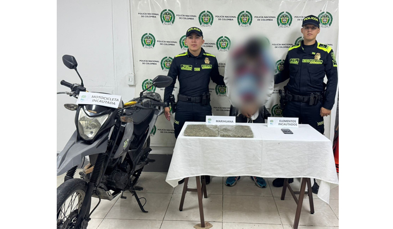 Cuatro hombres capturados por porte de estupefacientes.