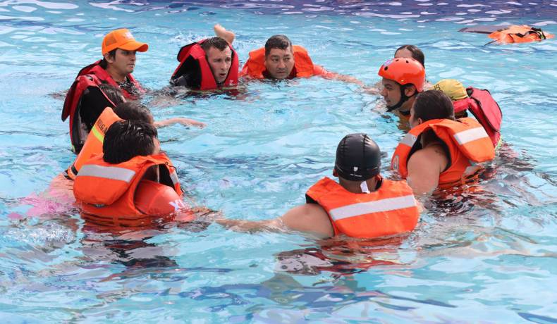 Asistentes entrenaron para emergencias en el Safety Colibrí 2024