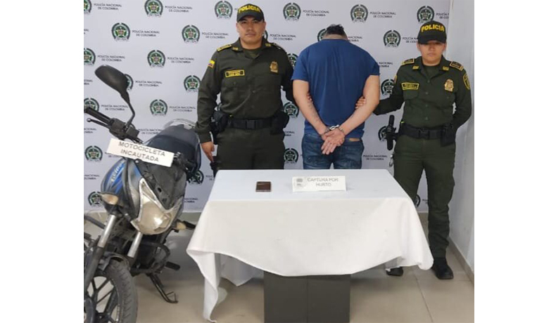 Capturado en flagrancia por hurto de celular en el barrio La Cabaña
