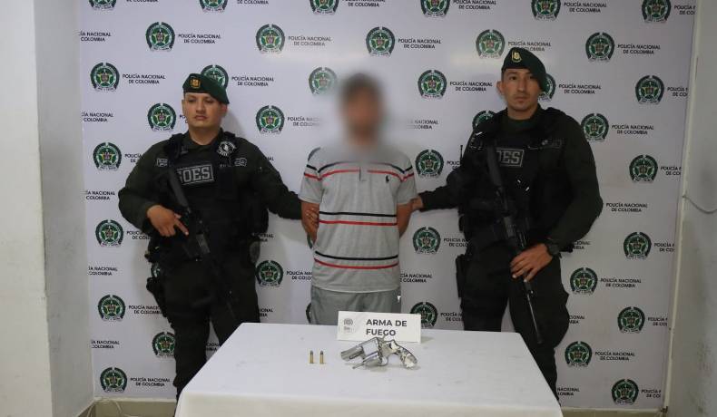 Fue sorprendido con un revolver en San Bernardo