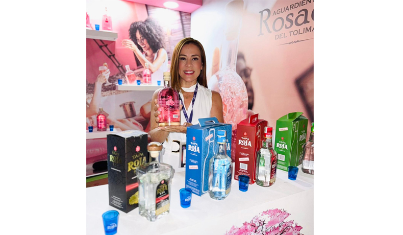 Aguardiente Rosado del Tolima brilló en la feria de licores más importante del Caribe