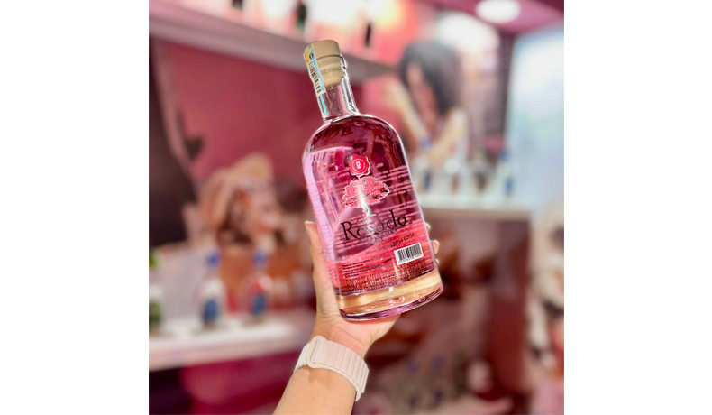 Aguardiente Rosado del Tolima brilló en la feria de licores más importante del Caribe