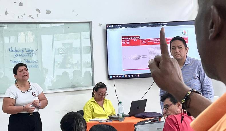 Gobernación del Tolima le cumple a la Mesa Departamental de Víctimas
