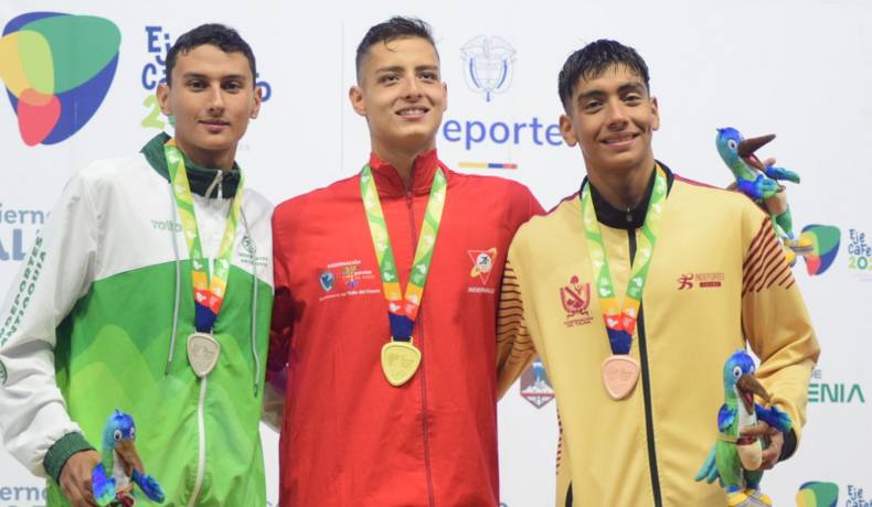 Natación obtuvo primera medalla de bronces en los Juegos Nacionales Juveniles Eje Cafetero