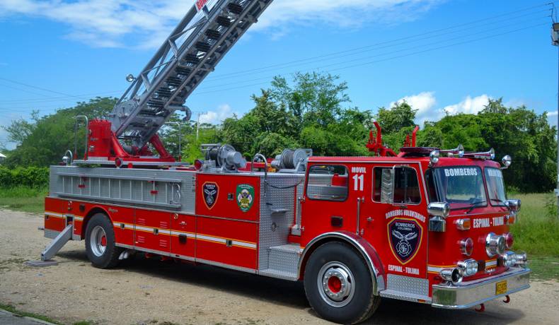 Cuerpo de Bomberos Voluntarios de El Espinal celebró 70 años