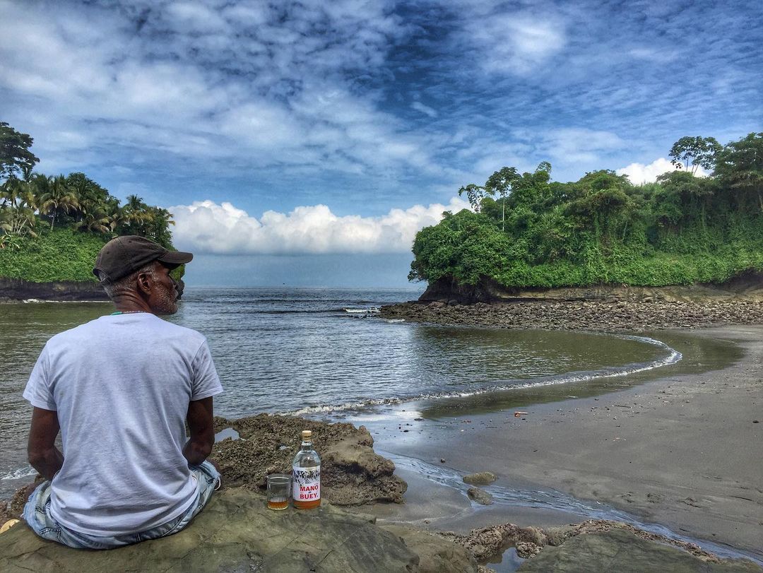 Mano de Buey: un destilado artesanal que refleja la cultura, historia y tradición de un territorio
