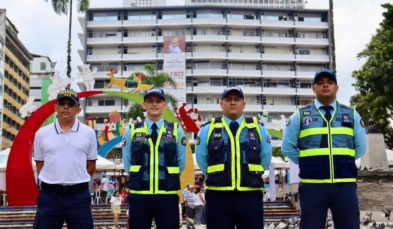 Histórico regreso de agentes de tránsito al Tolima