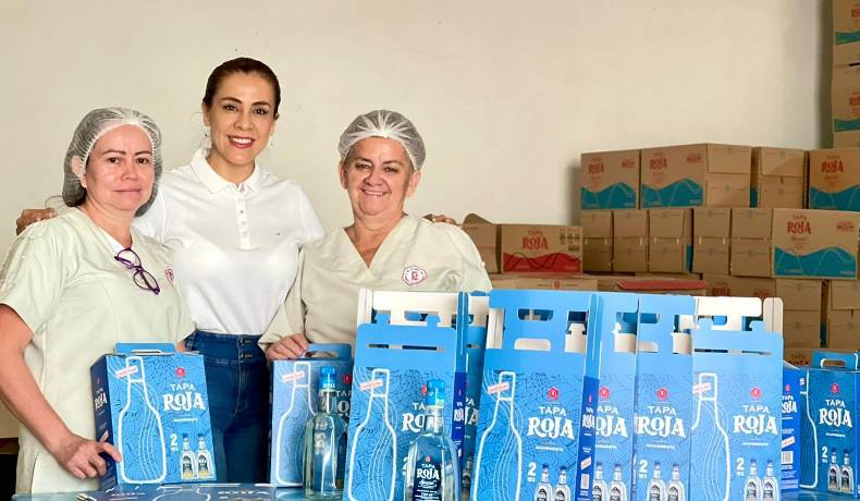 Victoria Castillo González, gerente de la Fábrica de Licores, designada presidenta de la Asociación Colombiana de Industrias Licoreras 