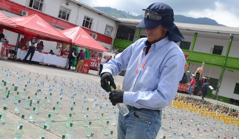En el Tolima se destruyeron 32.645 unidades de licor adulterado, fraudulento, de contrabando y cigarrillo de contrabando
