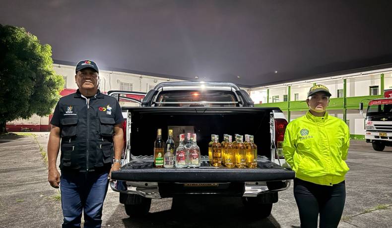 Más de 30 botellas de licor presuntamente adulterado fueron incautados en Ibagué