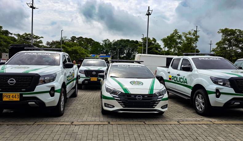 Los nuevos vehículos entregados a la Policía ya patrullan las calles de la ciudad