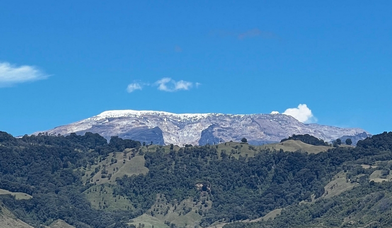 Gobernación del Tolima hace un llamado a la calma ante la actividad del Nevado del Ruiz