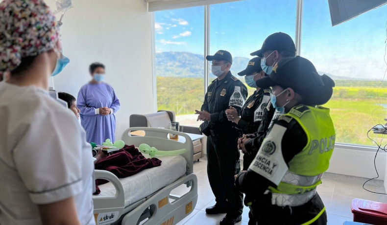 Pequeños héroes reciben un toque de alegría en la Clínica Clinaltec