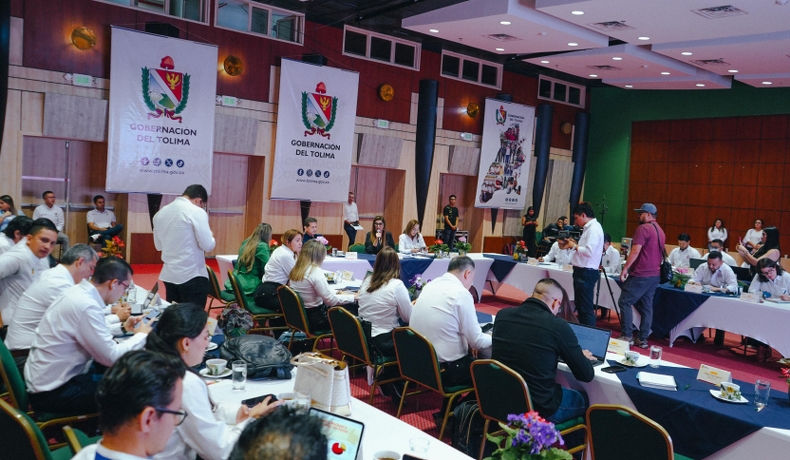 Gobernación del Tolima y Alcaldía de Ibagué acuerdan mesas técnicas para impulsar obras clave en la ciudad