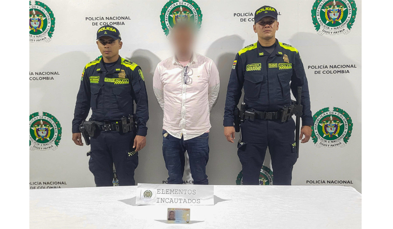 Fue capturado cuando se hacía pasar por otra persona