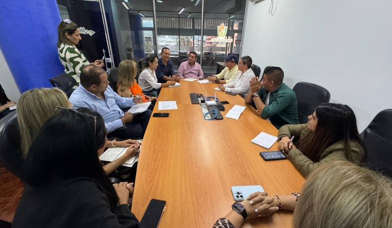 Alcaldes del departamento se comprometen con La Vuelta al Tolima 2025