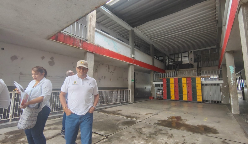 Personería de Ibagué recorrió  Institución Educativa que lleva años sin mejorar las redes de aguas sanitarias
