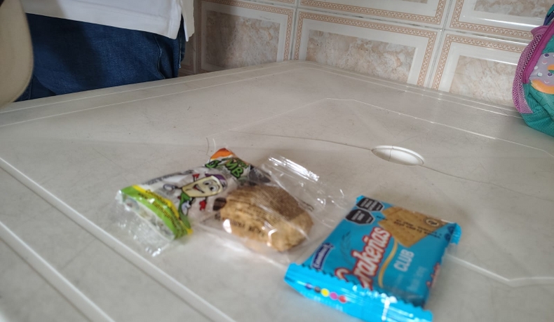 En la Escuela Alberto Castilla solo se entregan 57 refrigerios industrializados para los cerca de 700 niños matriculados