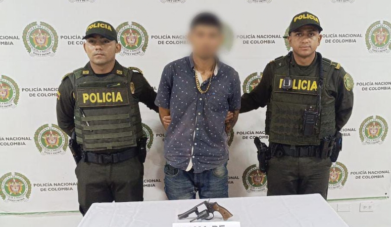 Por porte ilegal de armas de fuego y agresión a servidor público fue capturado sujeto en Honda