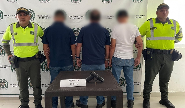 Tres sujetos capturados en vías de Mariquita, se movilizaban en un vehículo con una pistola modificada y munición