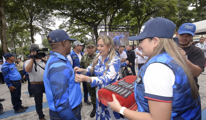 Regresa el escuadrón de Soldados Azules de la Alcaldía para embellecer cada rincón de la ciudad