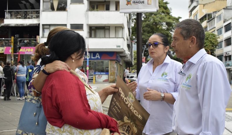 A cuidar las palmas del bosque y las águilas cuaresmeras en Semana Santa