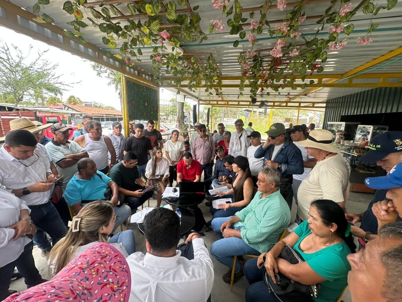  Bloqueo en el relleno sanitario La Miel genera atrasos en la recolección de residuos en Ibagué. 